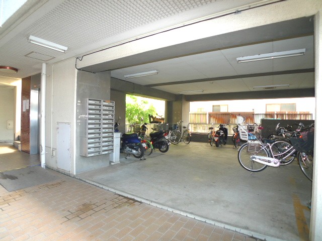 Other common areas. Bike shelter / Bicycle-parking space