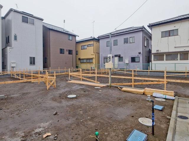 Local appearance photo.  ☆ 4 near Building ☆ 