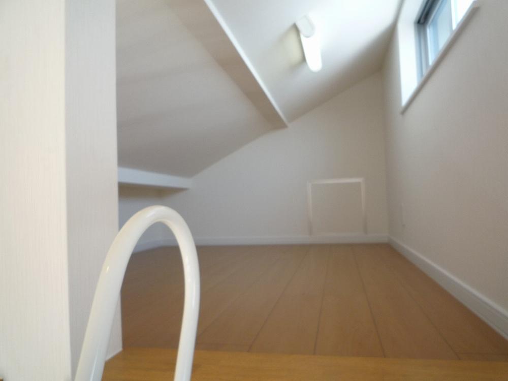 Receipt. There and convenient loft is also useful for storage of seasonal (A Building)