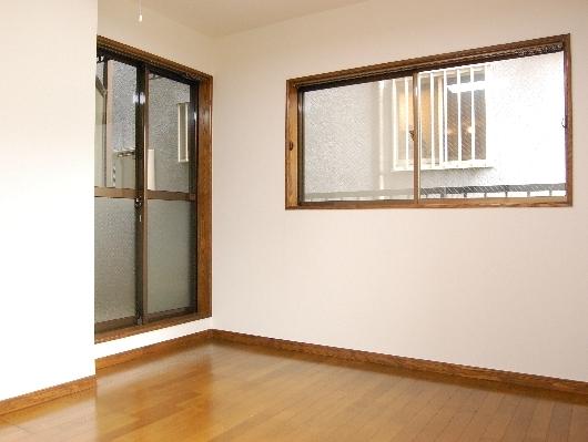Non-living room. Niiza Kurihara 3-chome Apartment living room selling one house