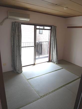 Living and room. Japanese-style room There is air conditioning! 