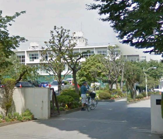 Junior high school. Okegawa 2100m until junior high school (junior high school)