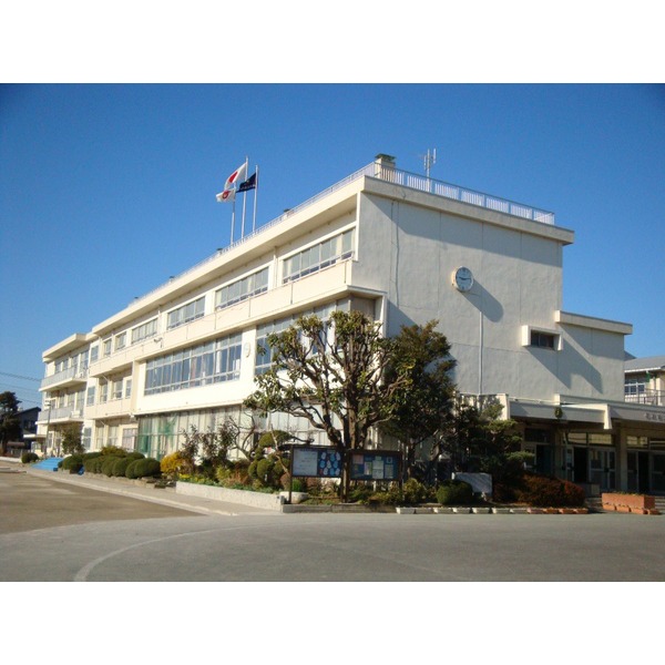 Primary school. 1581m to Okegawa Municipal Okegawa elementary school (elementary school)