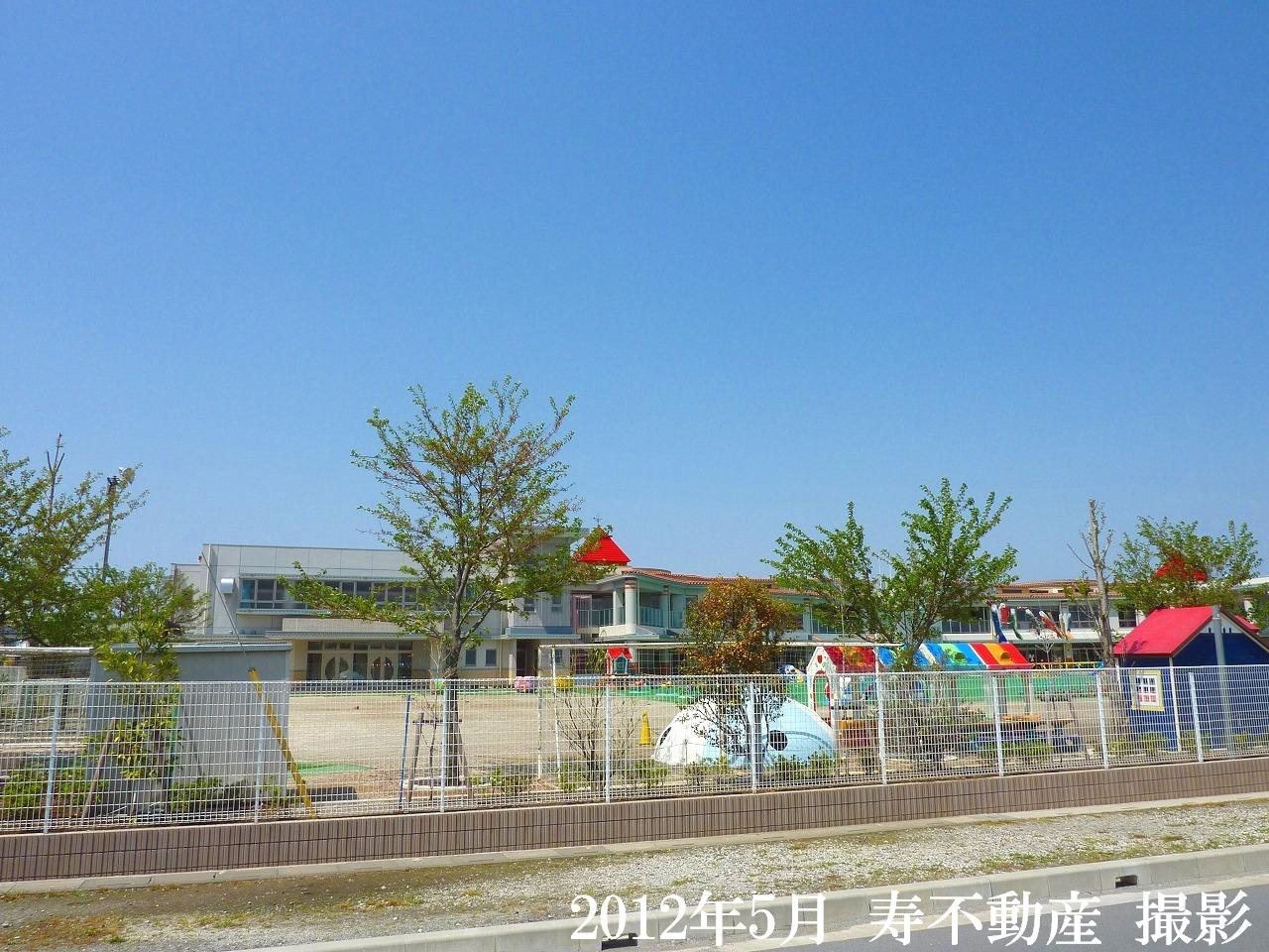 kindergarten ・ Nursery. School corporation platinum Gakuen platinum kindergarten (kindergarten ・ 672m to the nursery)