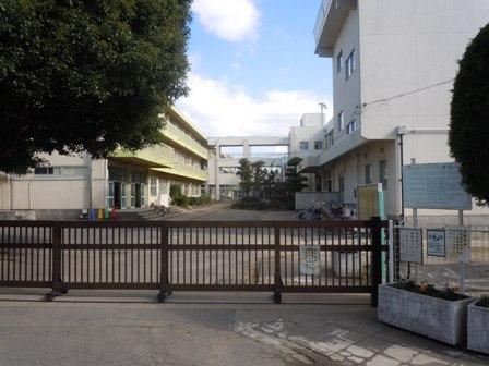 Primary school. Okegawa until Nishi Elementary School 1770m