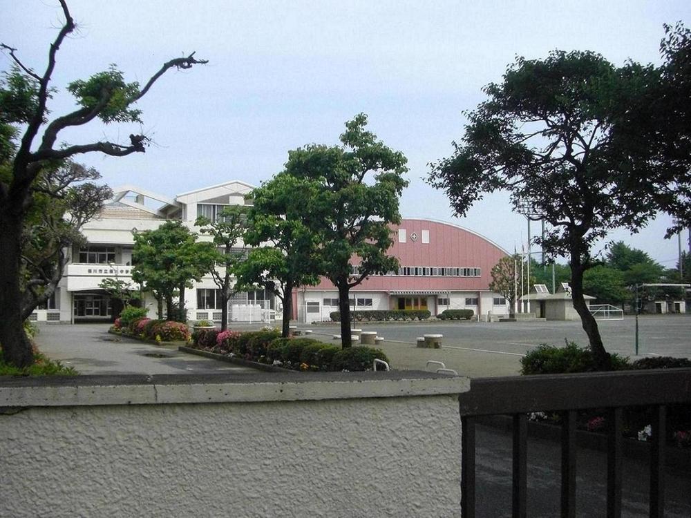 Junior high school. Okegawa Municipal Okegawa until junior high school 1432m