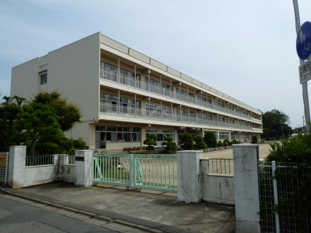 Primary school. Okegawa Municipal Okegawa until Nishi Elementary School 1577m