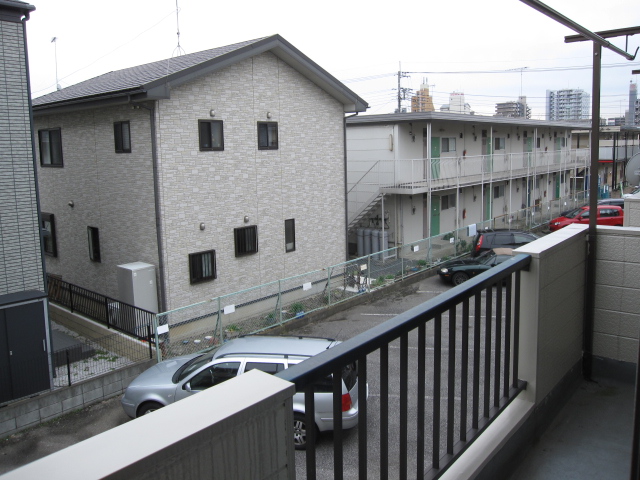 Balcony. Spacious balcony of 2 room min