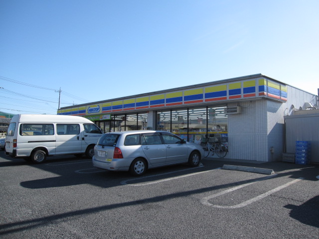 Convenience store. MINISTOP Okegawa Kamihideya store up (convenience store) 489m