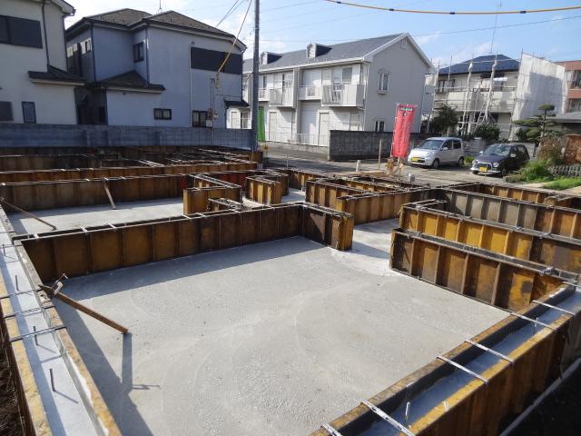 Local appearance photo. Local (11 May 2013) Shooting