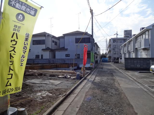 Local photos, including front road. Local (11 May 2013) Shooting