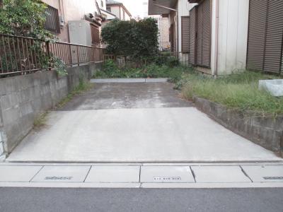 Parking lot