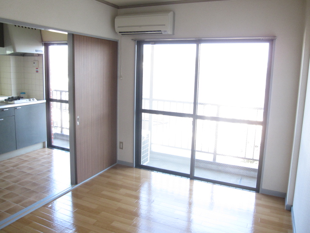 Living and room