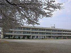 Primary school. Okegawa Municipal Okegawa until Nishi Elementary School 918m
