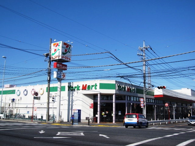 Supermarket. York Mart Okegawa store up to (super) 578m