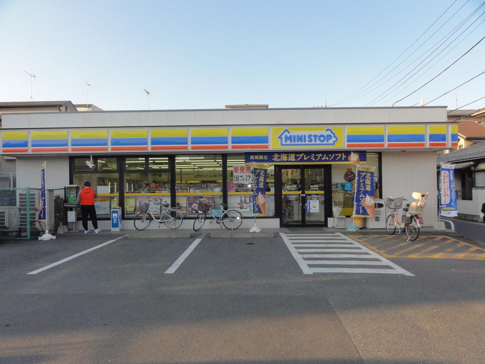 Convenience store. 508m a little stop to MINISTOP, Ministop Co., Ltd.. 