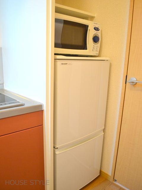 Other Equipment. refrigerator ・ It is with microwave.