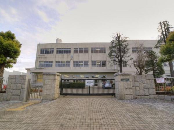 Junior high school. 820m up to junior high school Saitama Municipal Yono West Junior High School