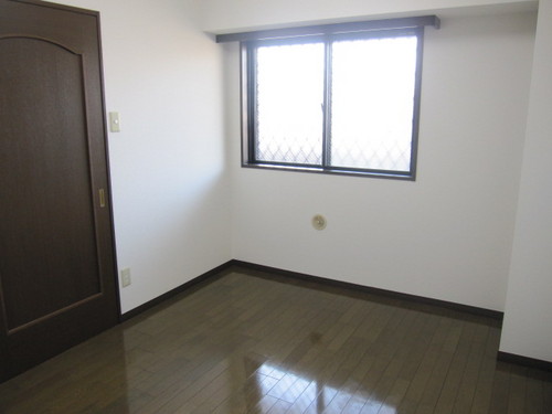 Other room space. Northeast side Western-style (about 5.0 tatami mats)