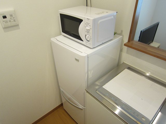 Other Equipment. microwave, Fridge