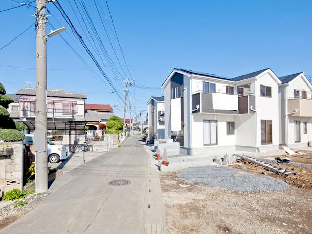 Local photos, including front road