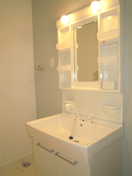 Washroom. Convenient wide shower dresser that morning Shan also can