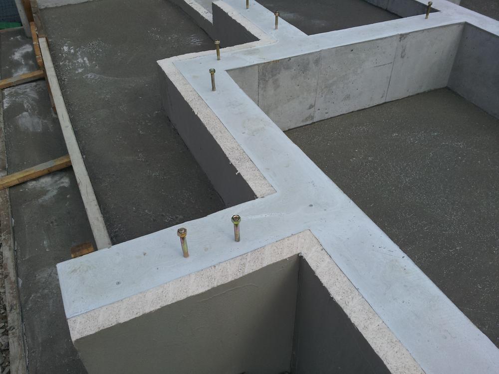 Construction ・ Construction method ・ specification. Since the construction thermal insulation material also the basis deterioration of the concrete is prevented, It will also be in the same environment as the room under the floor