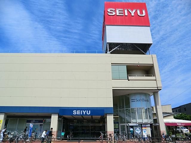 Supermarket. For the 354m 24 hours a day until the Seiyu Yono shop, Steep midnight shopping is also OK