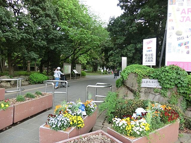 park. 1358m to Kitaurawa park