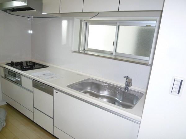 Kitchen. 2013, May 17, 2006 shooting