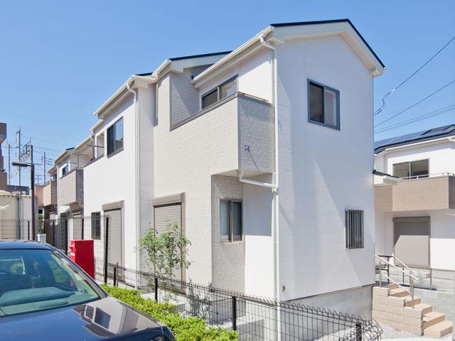 Local appearance photo.  ■ Permanent Housing of solar panels installed ~ Barrier-free design ~  ■  ■ Solar power generation systems equipped with housing! Housing Performance 20-year warranty Properties ~  ■ Finished already ~ Last two buildings! 