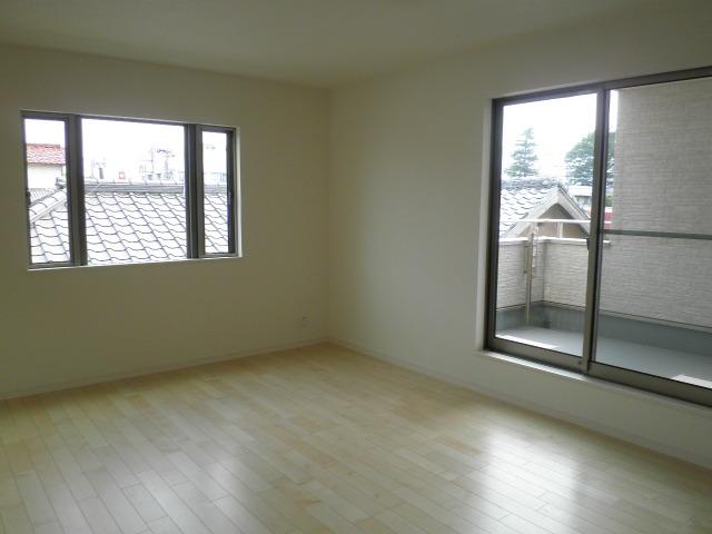 Living. 5 Building: Indoor (August 2013) Shooting