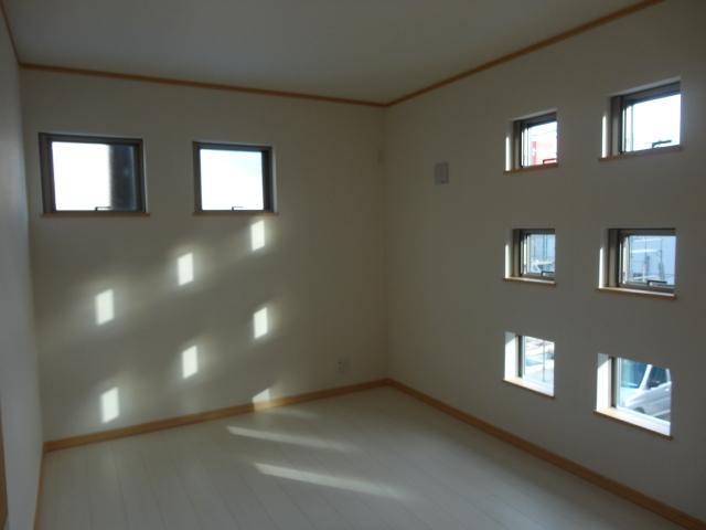 Non-living room. Reference photograph Second floor December 17 Shooting