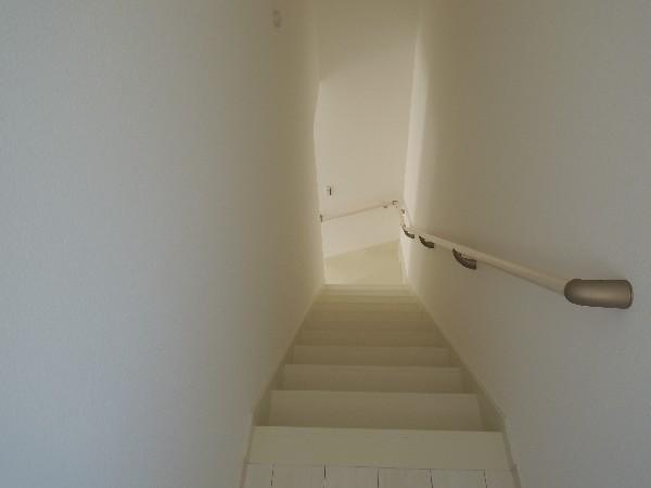 Other introspection. A clean room design to spread and go down the stairs! 