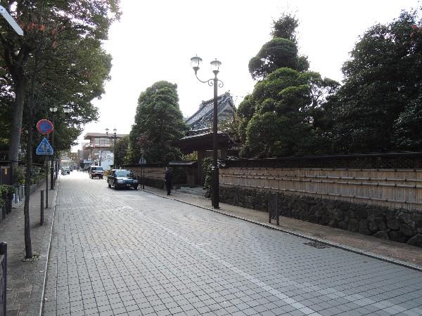 park. Tamakura Institute old more than the famous 100 years old as a cherry tree to tell the spring in Urawa around late March 1350m to Jizodo. There are also old of zelkova the main gate next to be in addition to.