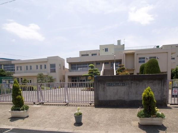 Primary school. Yono to South Elementary School 900m