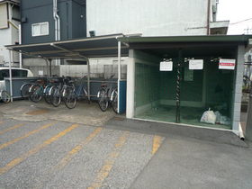 Other common areas. Bicycle parking and on-site waste dump