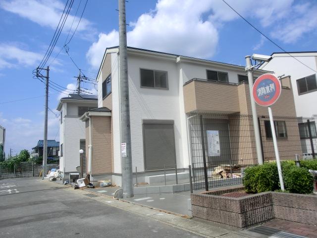 Local photos, including front road