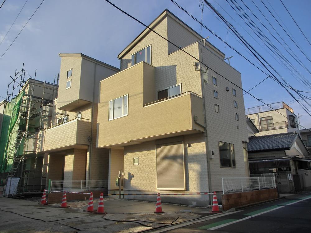 Local photos, including front road