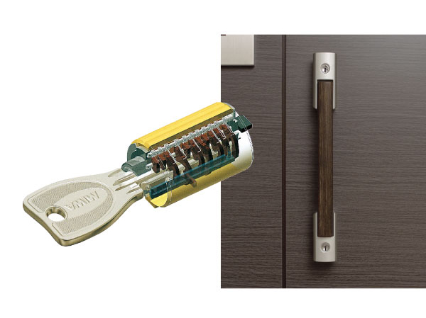 Security.  [dimple ・ Double Rock] Dwelling unit entrance key as measures to prevent picking damage, Adopt a dimple key. In addition entrance door has adopted a double lock that can be locked in two places, It has extended crime prevention.