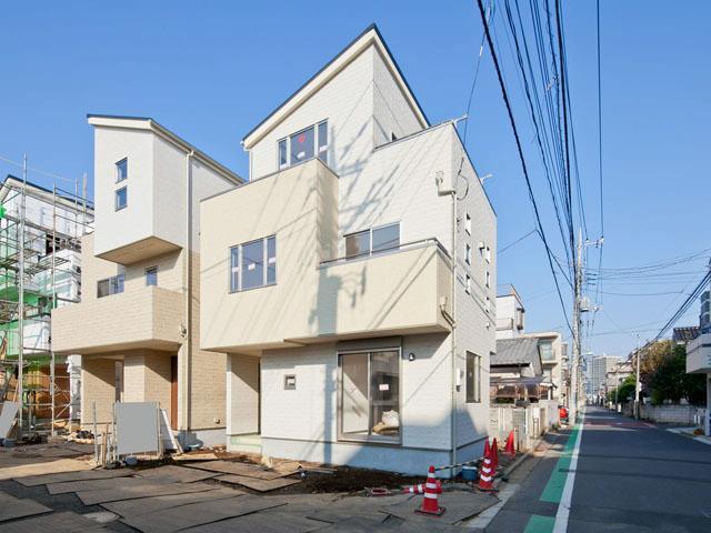 Local appearance photo. B Building: local (11 May 2013) Shooting