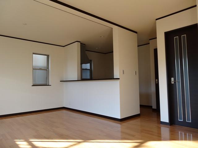 Living. C Building: Indoor (December 2013) Shooting