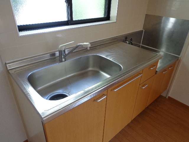 Kitchen. The photograph is on the second floor of the room.