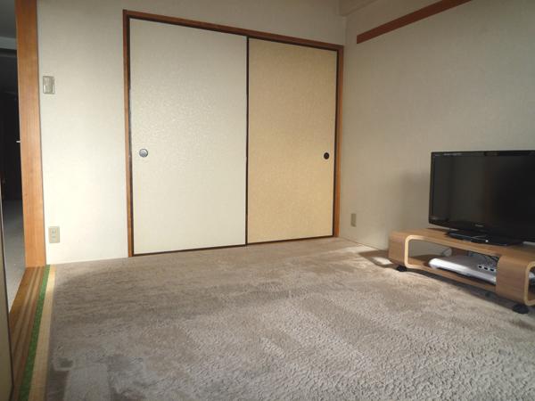 Non-living room. Japanese-style room about 6 quires