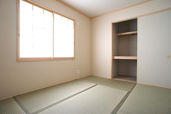 Non-living room. Indoor (12 May 2013) Shooting Building 2