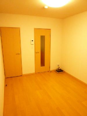 Other room space. 1F flooring, Laying 2F rug