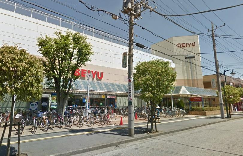 Supermarket. 554m until Seiyu Higashiiwatsuki shop