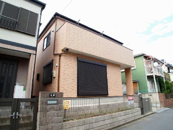 Local appearance photo. South-facing per per yang ・ Ventilation is good.
