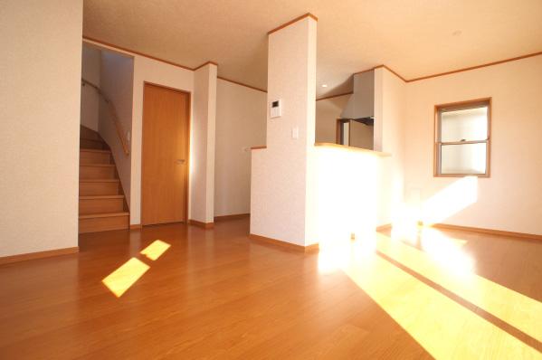 Living. Indoor (11 May 2013) Shooting 9 Building