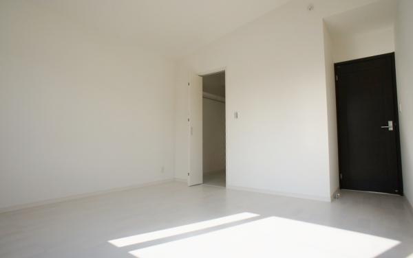 Other introspection. Open-minded Western-style in which the white tones! 